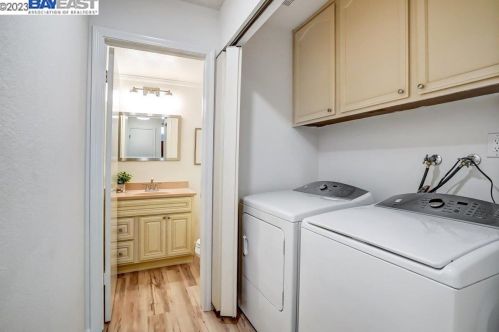 32824 Oakdale Ct, Union City CA  94587-5426 exterior