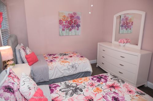 1162 Cecil Ct, Lakewood NJ  08701-5865 exterior