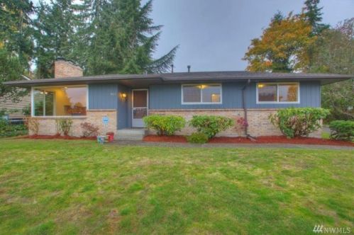 463 Lind Ave, Seattle, WA 98057-3445