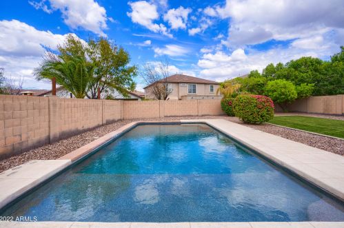 2204 Bowker St, Phoenix AZ  85040-3424 exterior