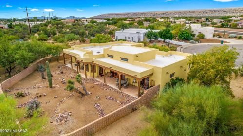 912 Placita Llovizna, Green Valley, AZ 85614-4750