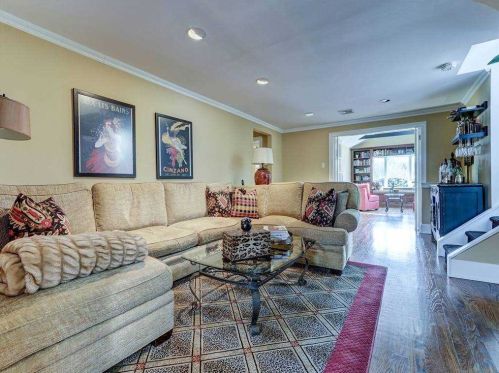 2563 Ocean Ave, North Bellmore NY  11710-3830 exterior