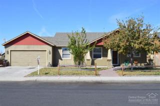 3037 Lava Ave, Eagle Crest, OR 97756-7003