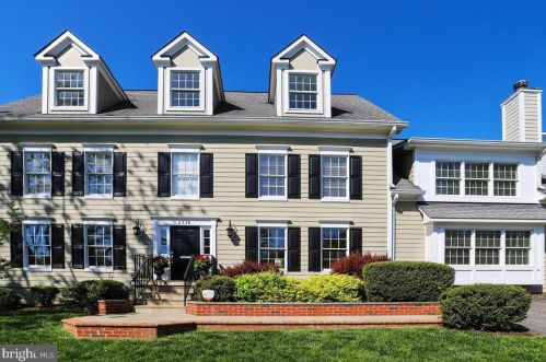 2338 Walnut St, Falls Church, VA 22046-2344
