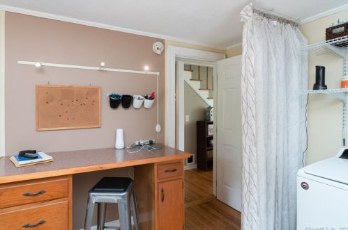 25 Losee Dr, Litchfield CT  06778-2507 exterior