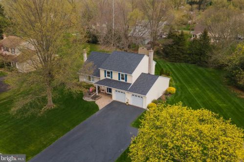 14 Spur Rd, Lansdale, PA 19446-1417