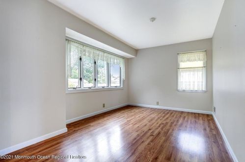 115 Taft Dr, Bricktown NJ  08724-2725 exterior