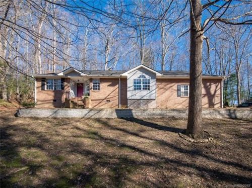 309 Derby Ln, Hendersonville NC  28739-9724 exterior