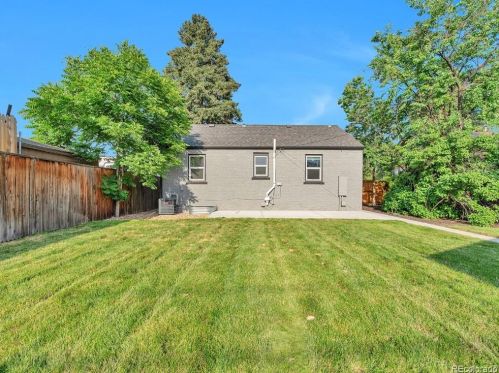 1453 Tamarac St, Denver CO  80220-3326 exterior