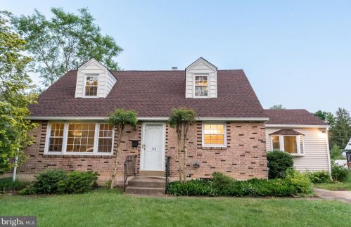 112 Devonshire Rd, Wilmington, DE 19803-3002