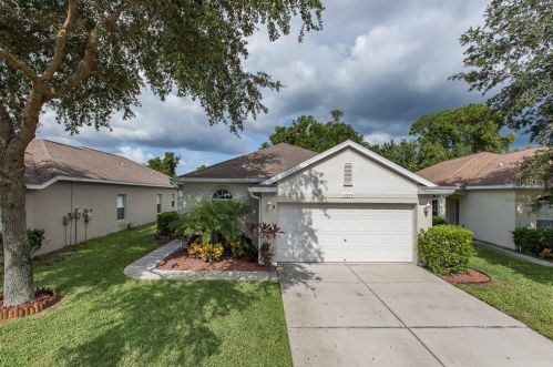 9329 Creedmoor Ln, New Port Richey, FL 34654-4418