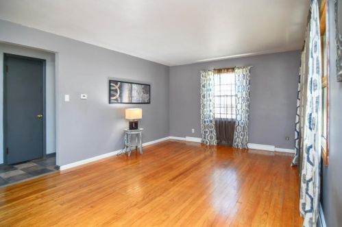 1578 Louise St, Green Bay, WI 54302-2438