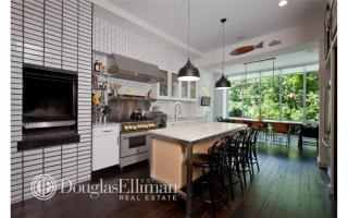 187 Park Pl, Brooklyn, NY 11238-4303