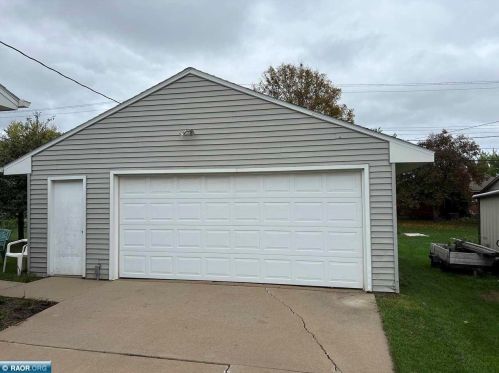 3212 1st Ave, Hibbing, MN 55746-2444