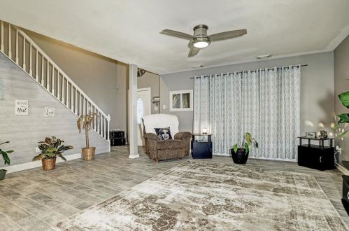2902 12th St, Texas City, TX 77590-5565
