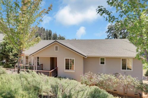 208 Horizon Cir, Grass Valley, CA 95945-9712