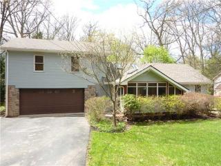 813 Oak Rd, Bradfordwoods, PA 15015-1209