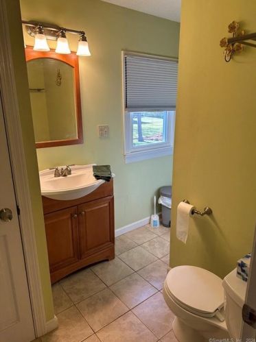 398 Alling St, Kensington CT  06037-2110 exterior