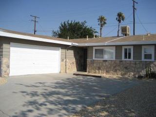 925 Las Amigas Dr, Barstow CA  92311-4018 exterior