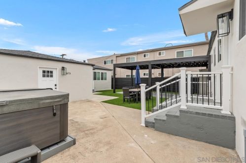 1671-75 Diamond St, San Diego CA exterior