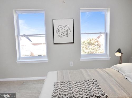 725 44 St, Philadelphia PA  19104-2910 exterior