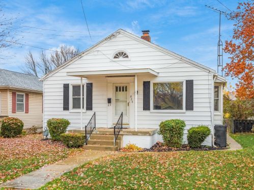 826 Sheridan Rd, Marion, OH 43302-7160