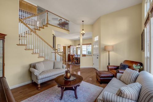 1416 Casablanca Cir, Gilroy, CA 95020-7465
