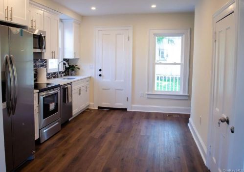 7 Center St, Patterson NY  12563-3116 exterior