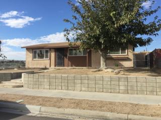 750 Elm Dr, Barstow, CA 92311-3111