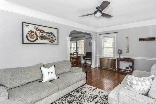 39 Beverly Ave, Floral Park NY  11001-3253 exterior