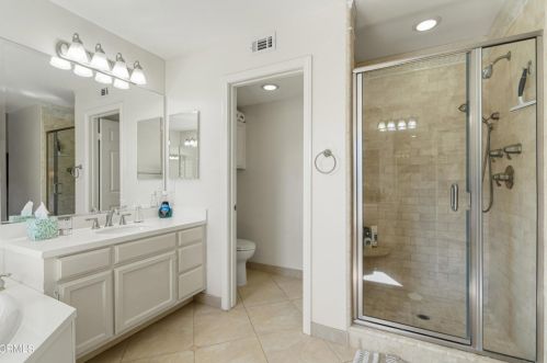 815 Vista Grande Dr, Santa Paula CA  93060-1335 exterior