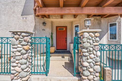 494 Laurel St, San Diego, CA 92101-1338