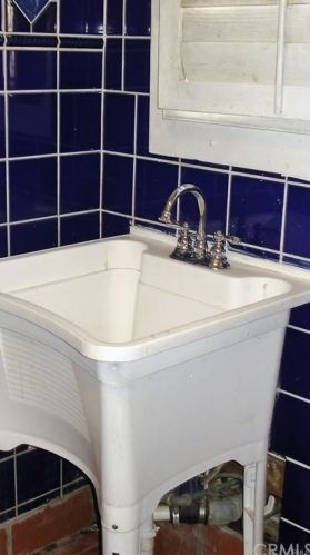 2944 6 St, Riverside CA 92501-0916 exterior