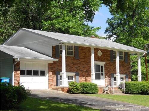 109 17th St, Salisbury, NC 28144-2981