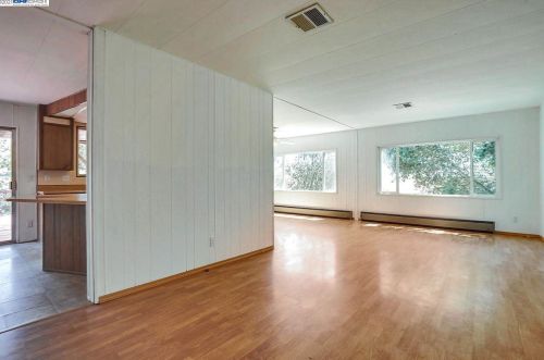 6901 Johnston Rd, Pleasanton CA  94588-9460 exterior