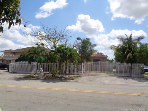 2805 5th Ave, Hialeah, FL 33013-3627