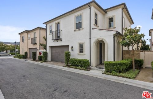 21845 Propello Dr, Santa Clarita, CA 91350-8544
