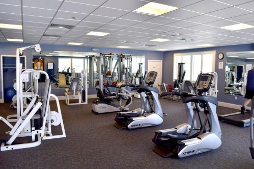 1271 Continental Ave, Melbourne FL 32940-6701 exterior