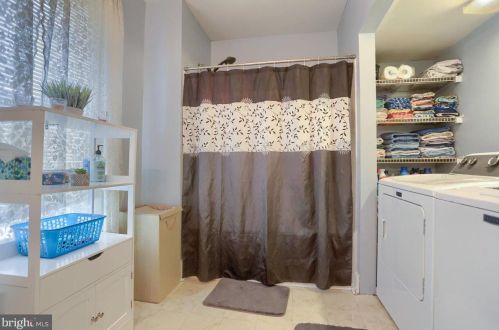 232 29 St, Harrisburg PA 17103-1918 exterior