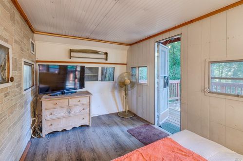 3932 Harrison Grade Rd, Sebastopol CA  95472-9359 exterior