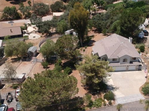 2435 Deland Dr, Alpine CA  91901-3192 exterior