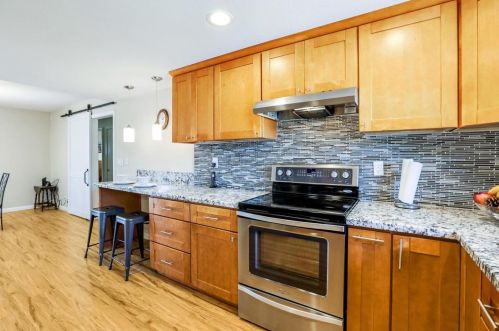 1131 Lenor Way, San Jose CA 95128-4112 exterior