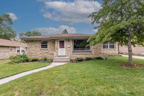 2508 91, Milwaukee WI 53225-3404 exterior