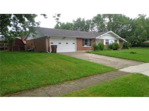 224 Porter Dr, Englewood, OH 45322-2452