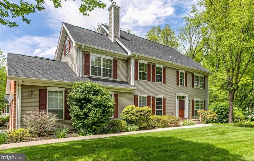 21 Campbell Woods Way, Princeton, NJ 08540-1949