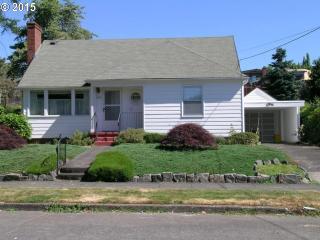 3585 Tibbetts St, Portland, OR 97202-1848