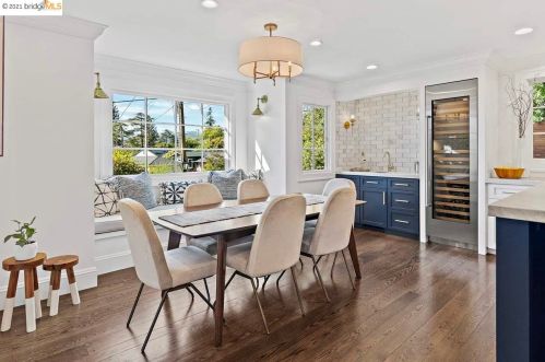 5828 Heron Dr, Oakland CA  94618-2628 exterior