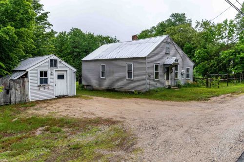 819 Eaton Rd, Conway NH  03818-6113 exterior