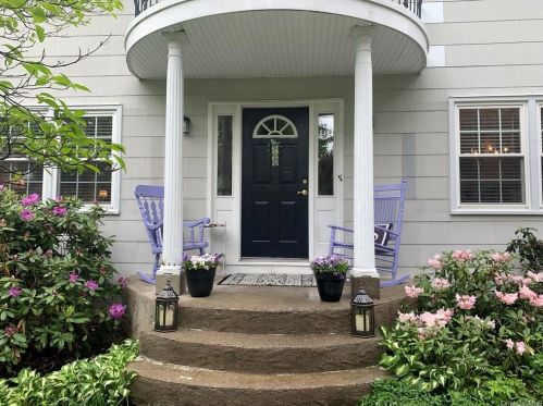 3075 Wharton Dr, Yorktown Hgts, NY 10598-2522