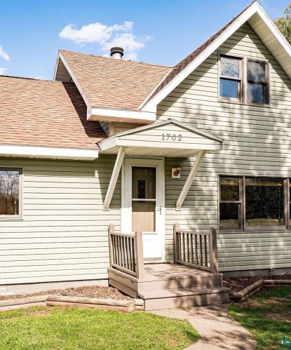 1702 Swan Lake Rd, Duluth, MN 55811-4615